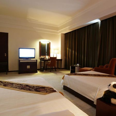 פושאן Hua Xia Pearl Hotel מראה חיצוני תמונה