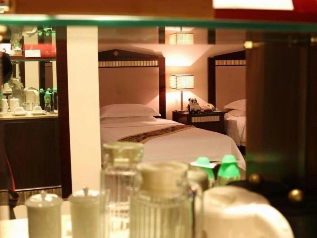 פושאן Hua Xia Pearl Hotel מראה חיצוני תמונה