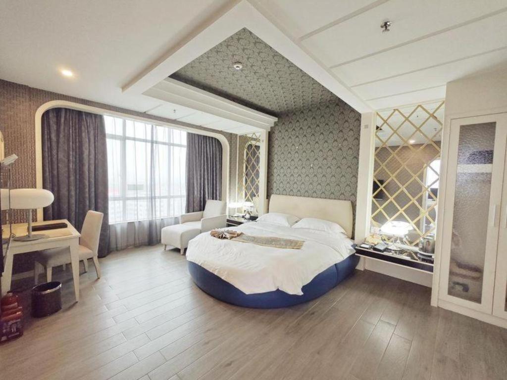 פושאן Hua Xia Pearl Hotel מראה חיצוני תמונה