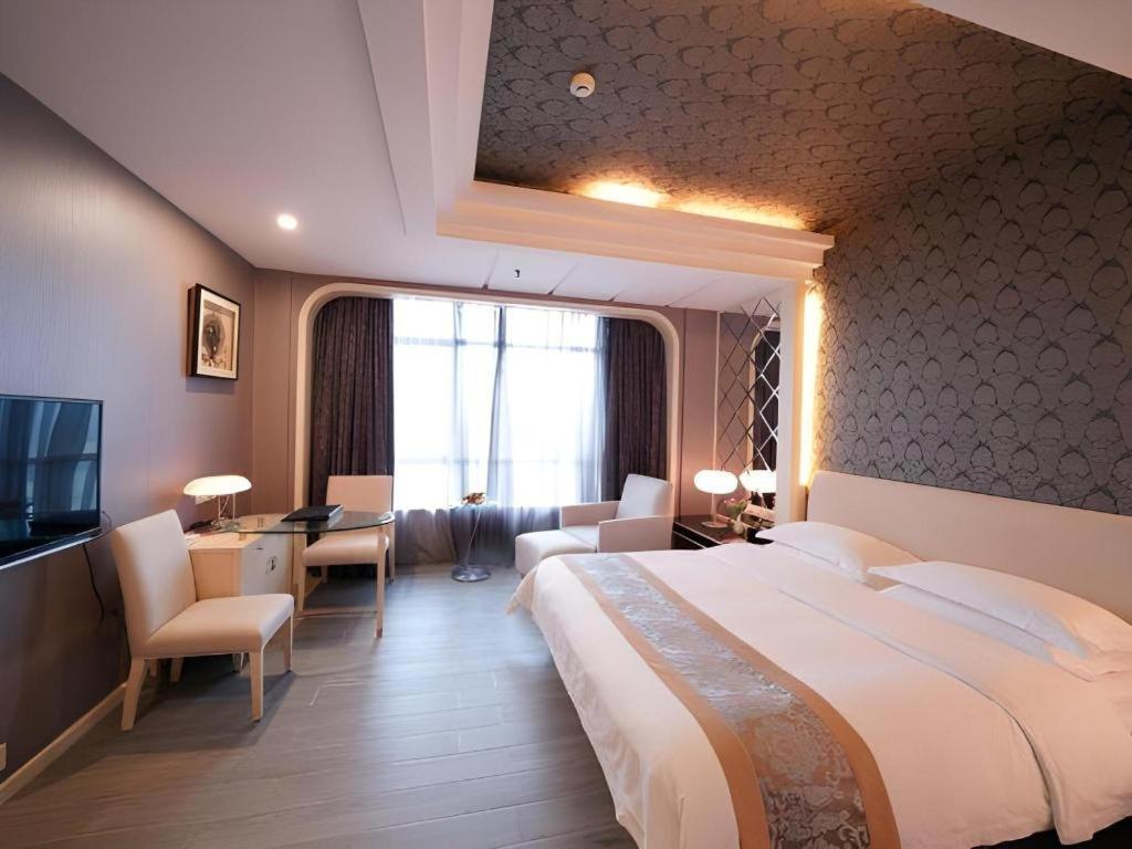 פושאן Hua Xia Pearl Hotel מראה חיצוני תמונה